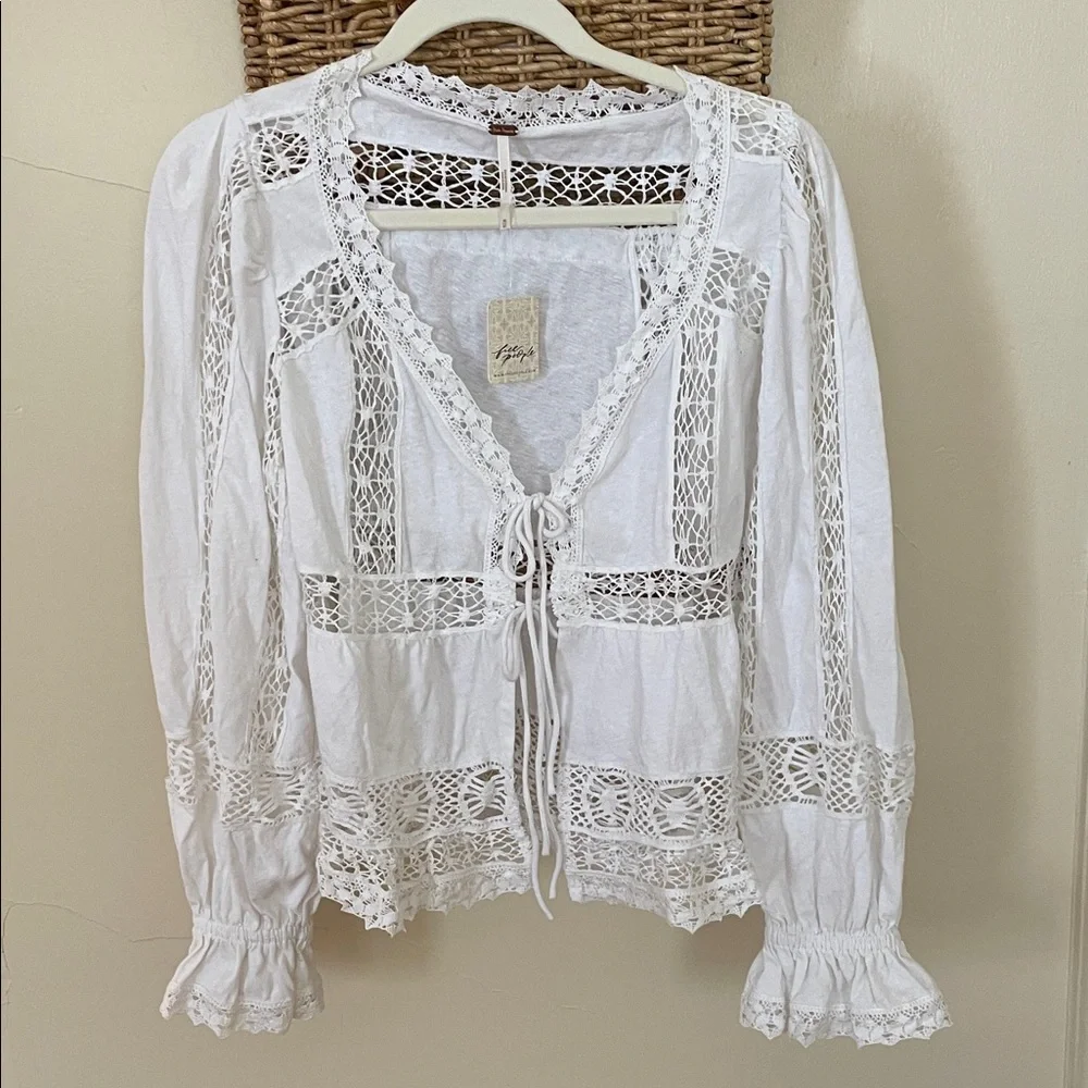 Free people white tie front crochet boho blouse NWT retail $98 szm - Picture 1 of 9